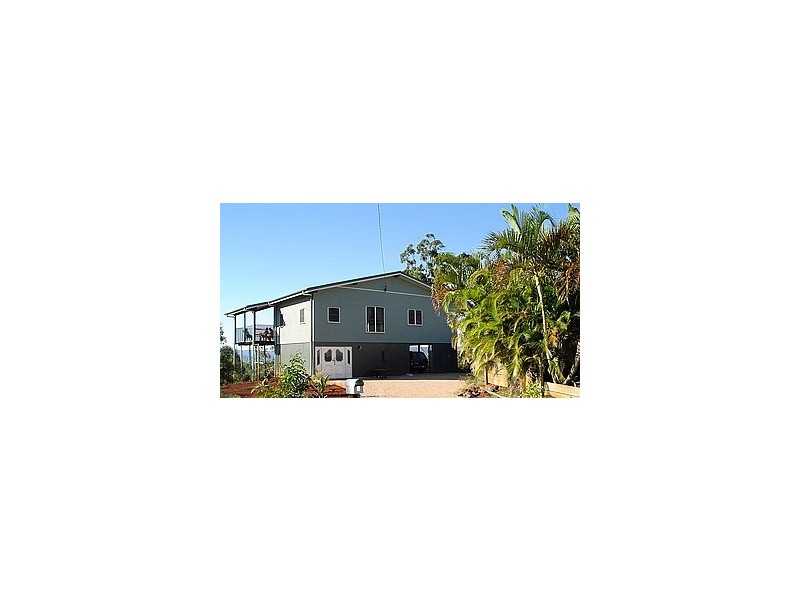 3 Island Lookout, Macleay Island QLD 4184