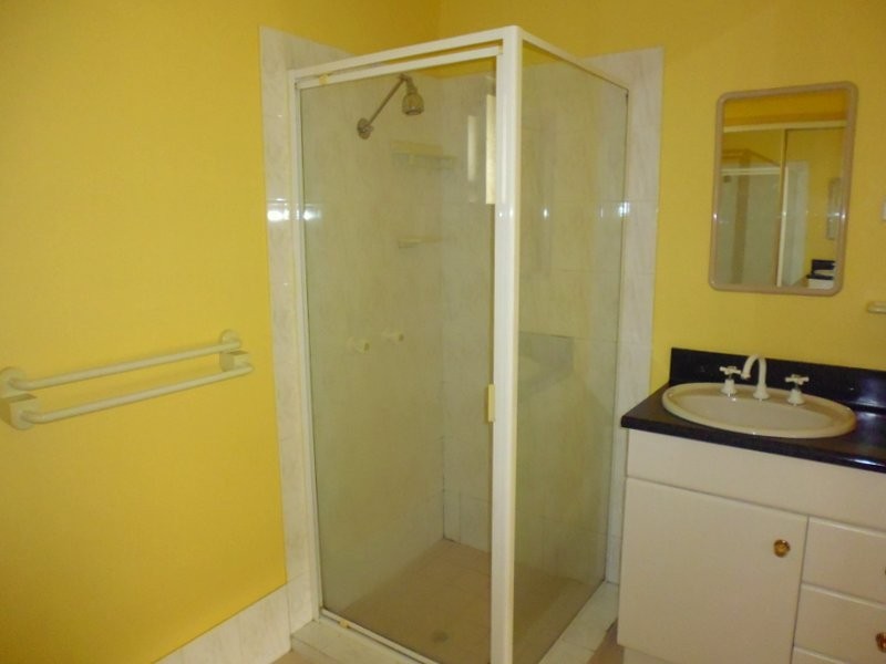 28 Helmsley Court, Carindale QLD 4152