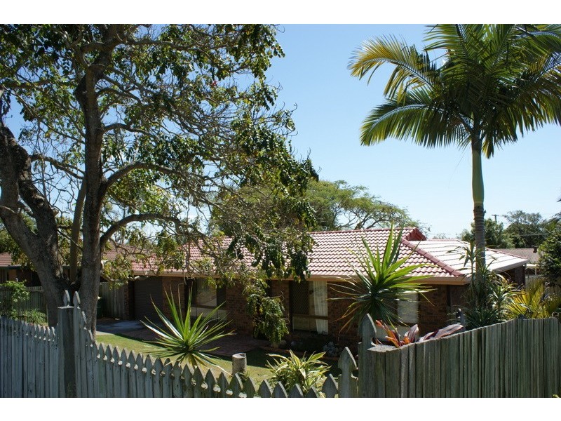 25 Andrew Street, Capalaba QLD 4157