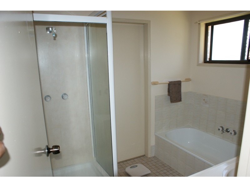 25 Andrew Street, Capalaba QLD 4157