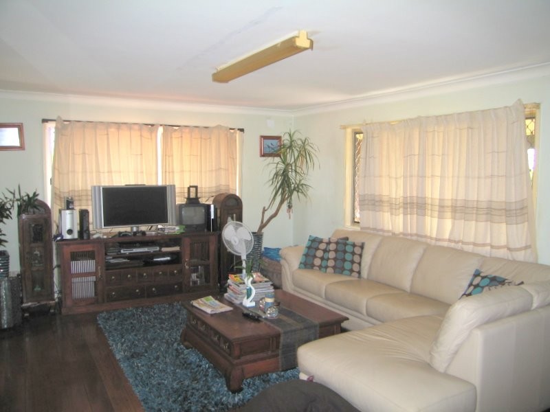 679 Main Rd, Wellington Point QLD 4160