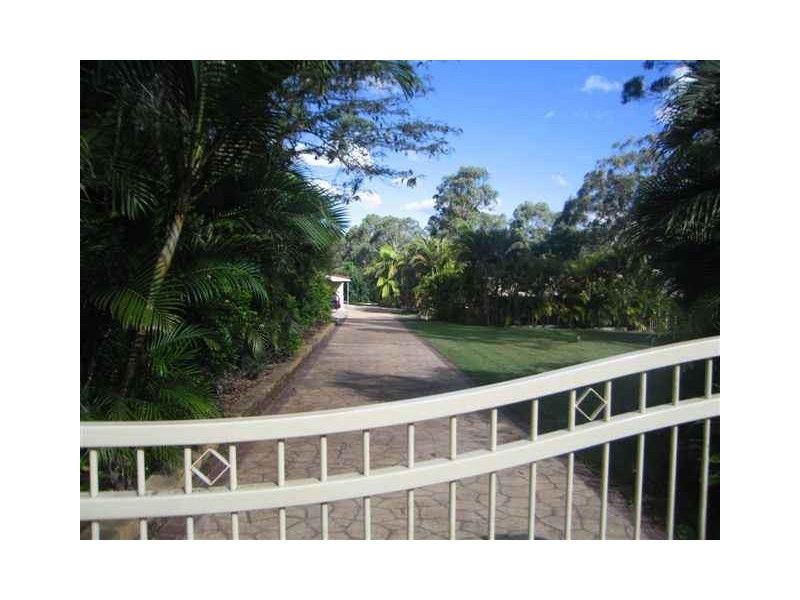 2 Guyana Court, Capalaba QLD 4157