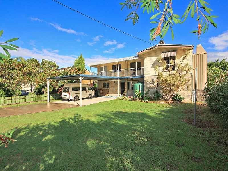 153 Kianawah Rd, Wynnum West QLD 4178