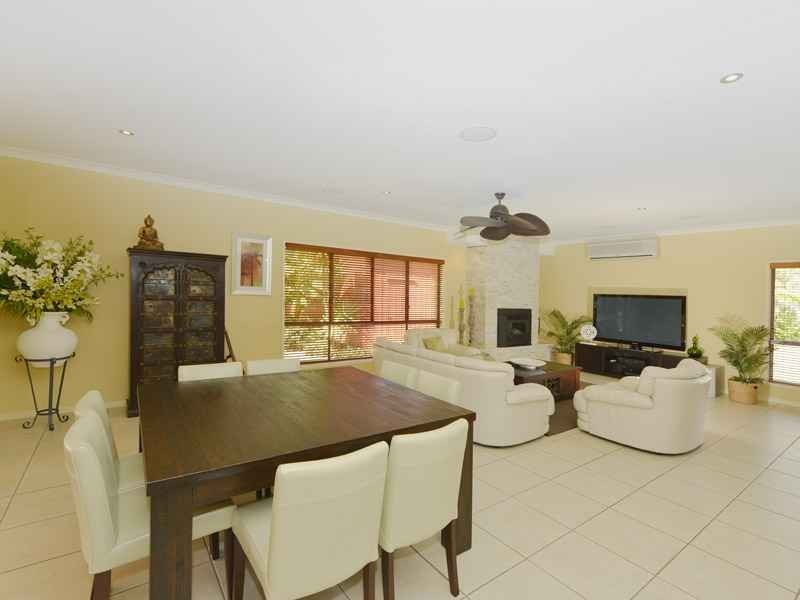 18 Mecoli Court, Birkdale QLD 4159