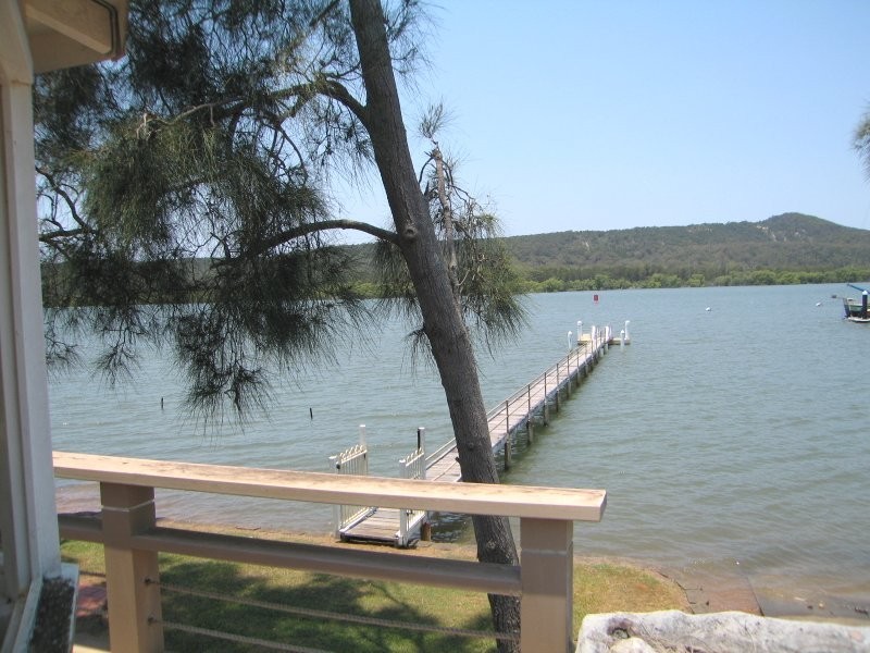 85 Wahine Drive, Russell Island QLD 4184