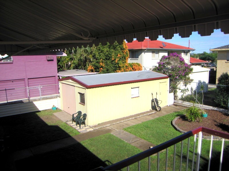 18 Tenbar St, Tingalpa QLD 4173