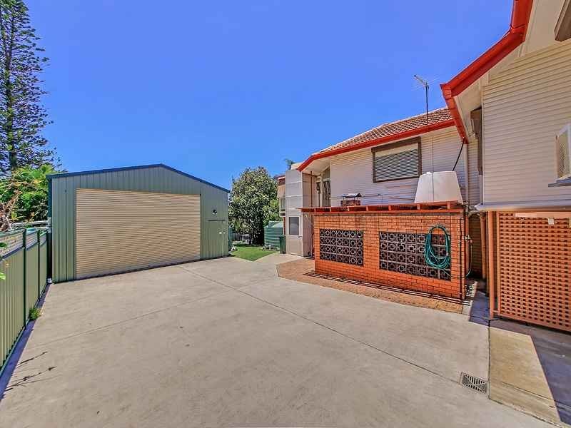 18 Montfort St, Cannon Hill QLD 4170
