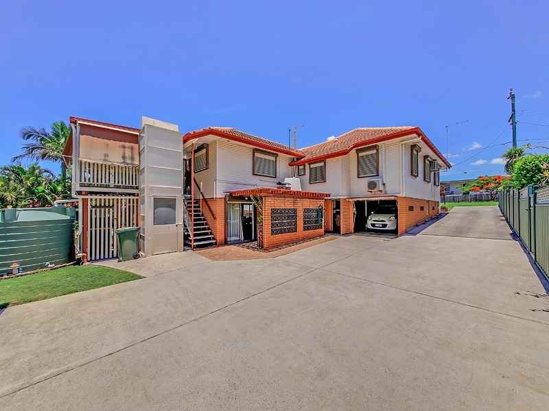 18 Montfort St, Cannon Hill QLD 4170