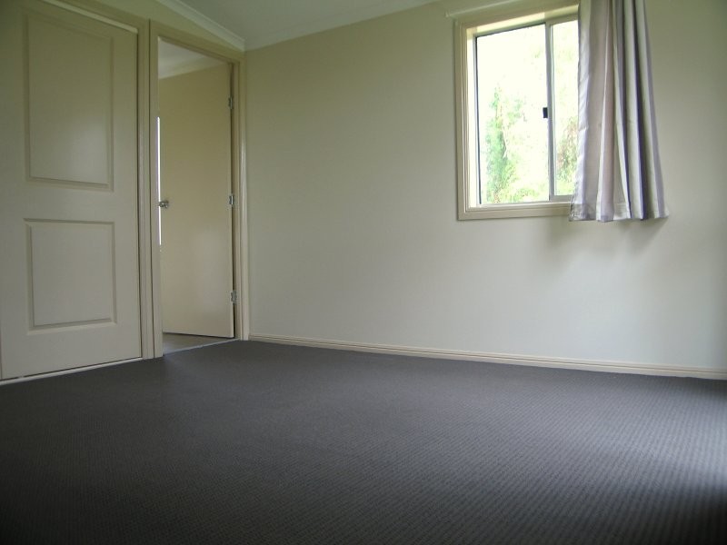 318 Greencamp Road, Wakerley QLD 4154