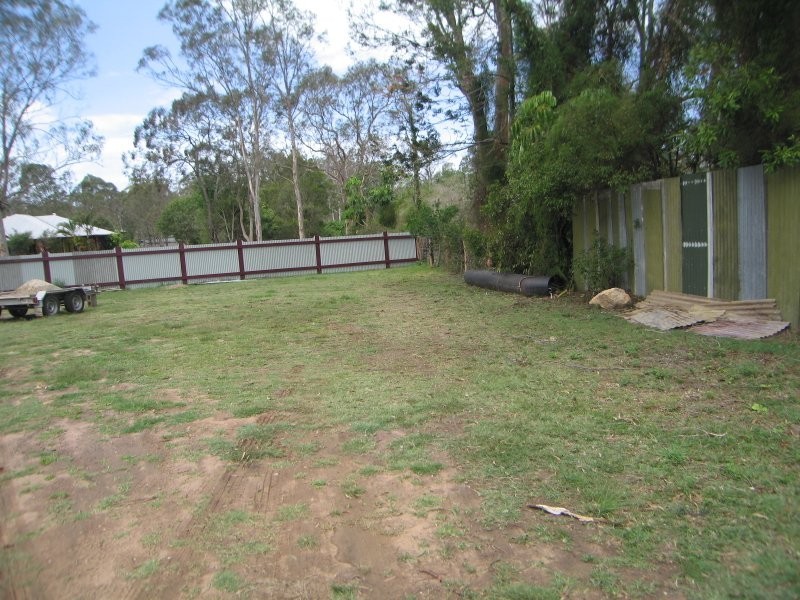 318 Greencamp Road, Wakerley QLD 4154
