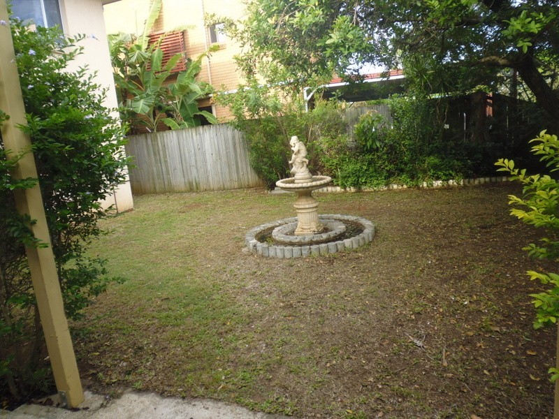 261 WONDALL ROAD, Wynnum West QLD 4178