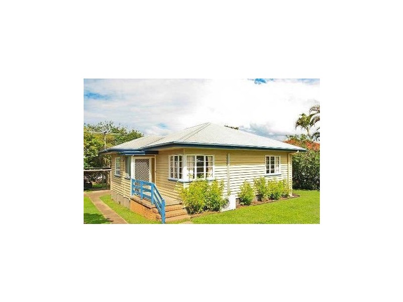 19 Chesney Street, Carina QLD 4152