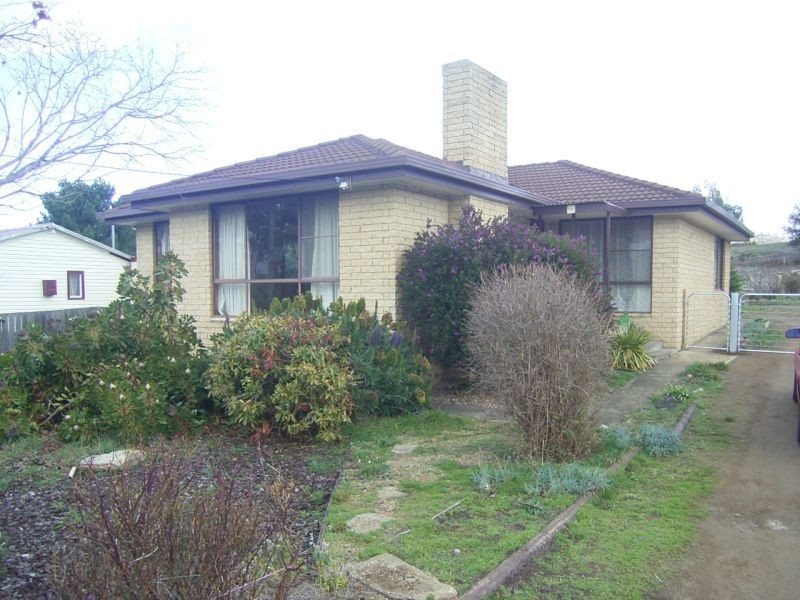 13 REEVE ST, Campania TAS 7026