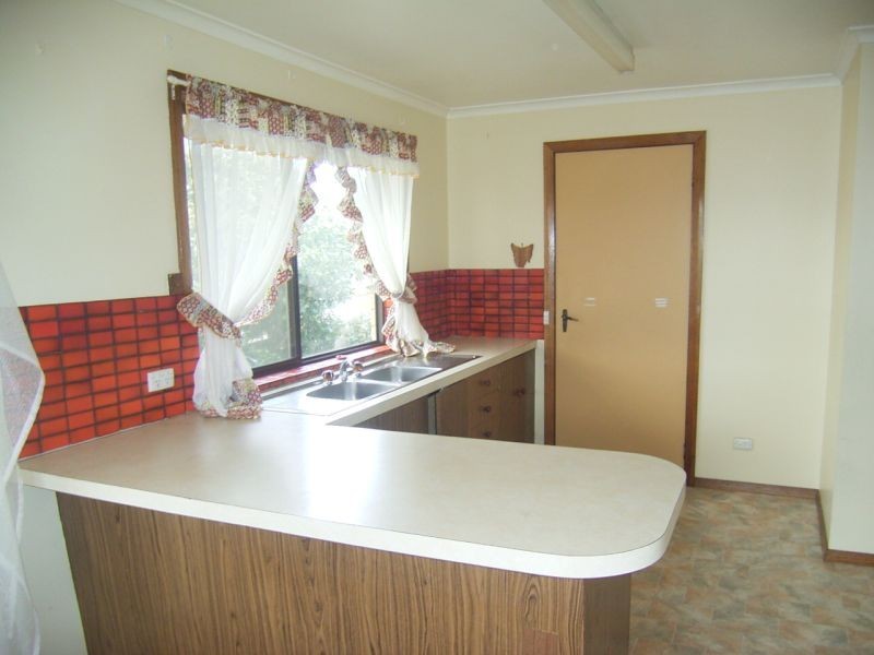 13 REEVE ST, Campania TAS 7026