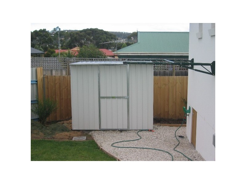 Unit 3/2a MANOR GARDENS, Kingston TAS 7050