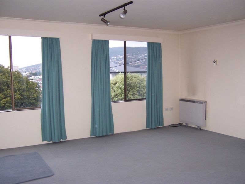 4/12 Star Street, Sandy Bay TAS 7005