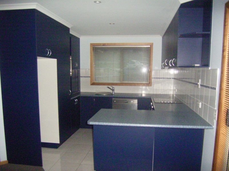 2/44 WHITEWATER CRES, Kingston TAS 7050