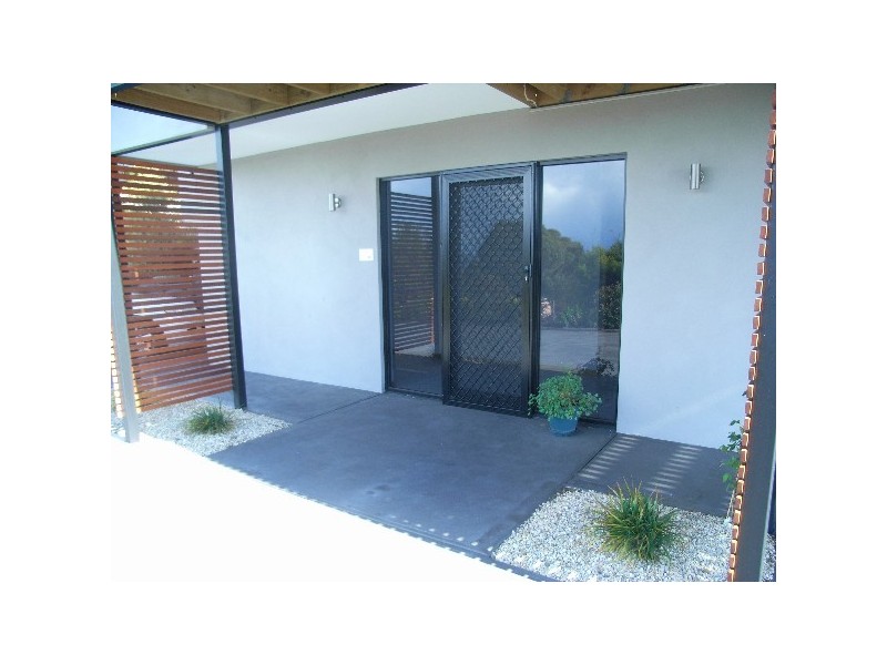 6 Reef Parade, Blackmans Bay TAS 7052