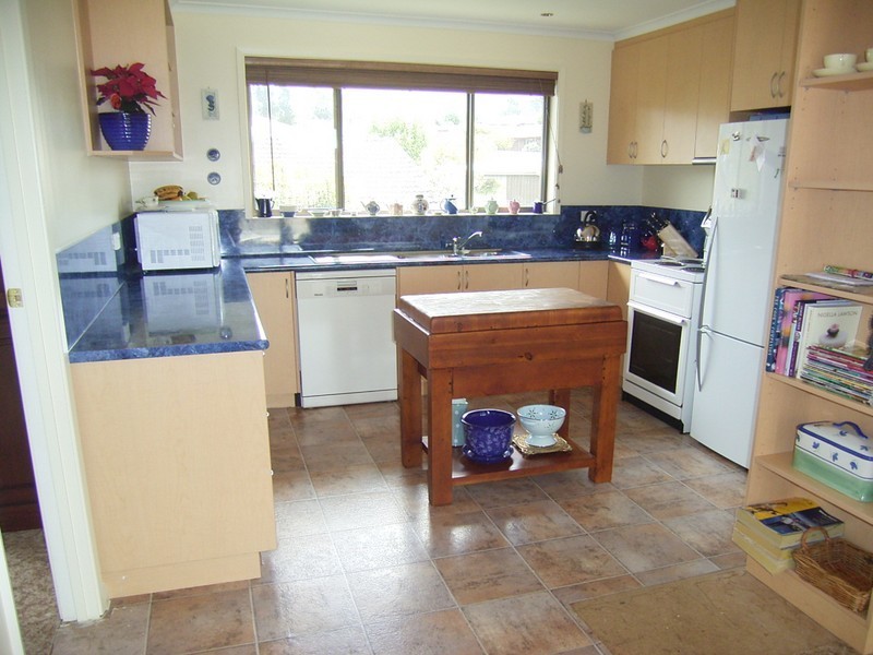 27 DRYSDALE AVE, Kingston TAS 7050