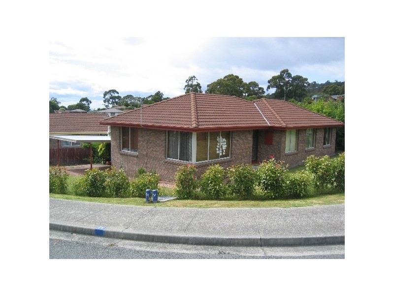 28 Woodlands Drive, Blackmans Bay TAS 7052
