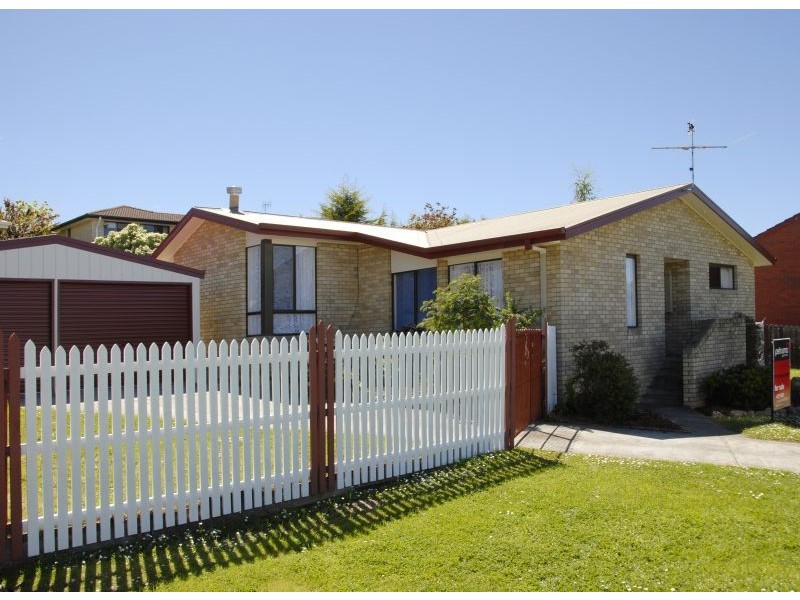 26 Hillside Drive, Blackmans Bay TAS 7052