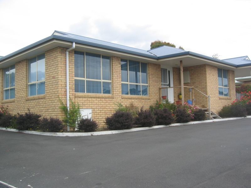 1/16 Pearsall Avenue, Blackmans Bay TAS 7052