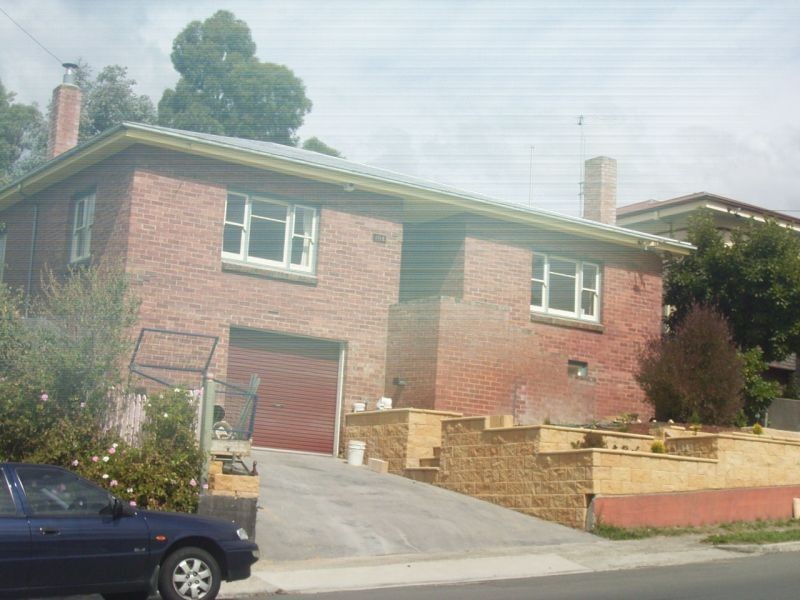 164 Augusta Road, Lenah Valley TAS 7008