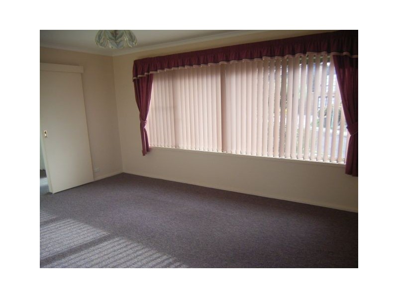 9 WOMBARA AVE, Kingston TAS 7050