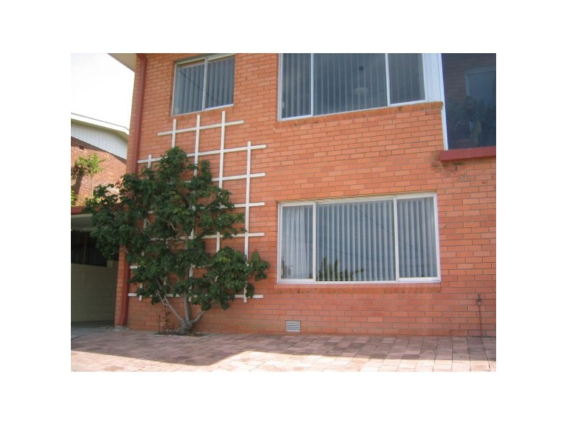 Unit – 214 Churchill Avenue, Sandy Bay TAS 7005