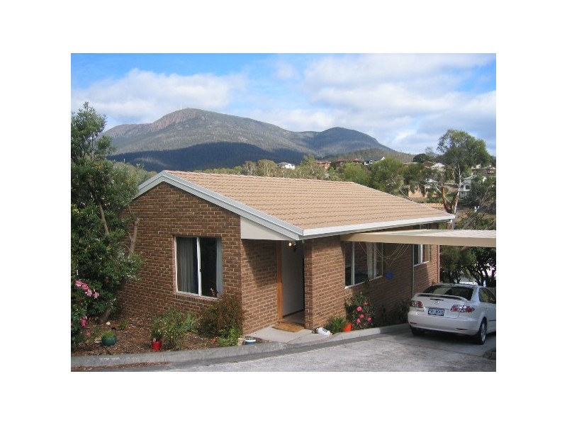 3/35 CUTHBERTSON PLACE, Lenah Valley TAS 7008