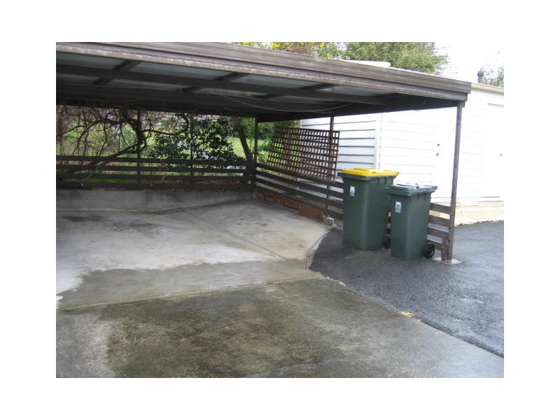 5  Oldham Avenue, New Town TAS 7008