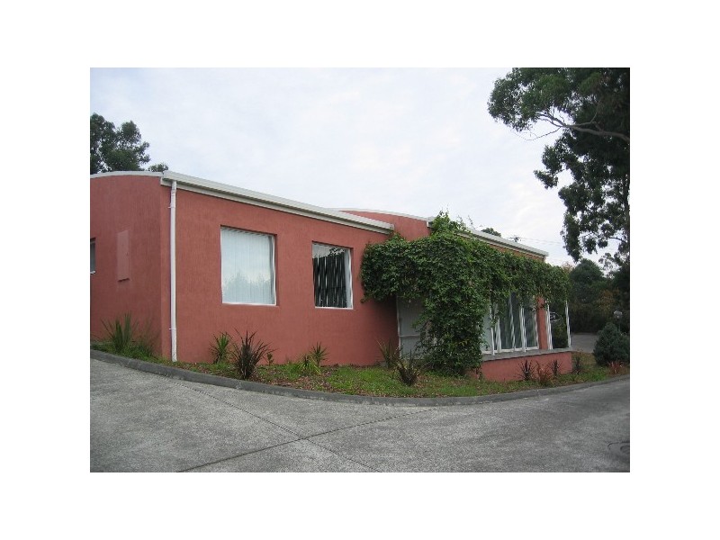 1/9 Hampton Court, Blackmans Bay TAS 7052