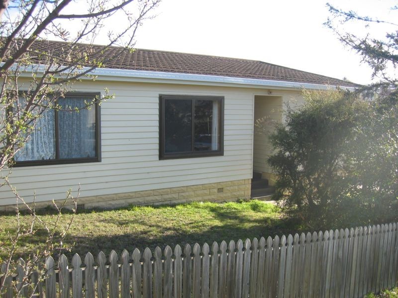 1/22 Freeman Street, Kingston TAS 7050