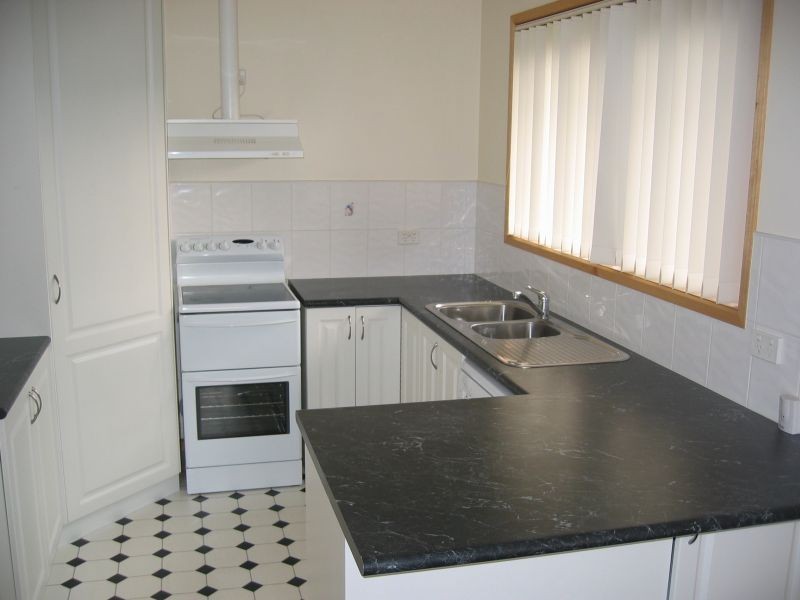 5/16 Pearsall Avenue, Blackmans Bay TAS 7052