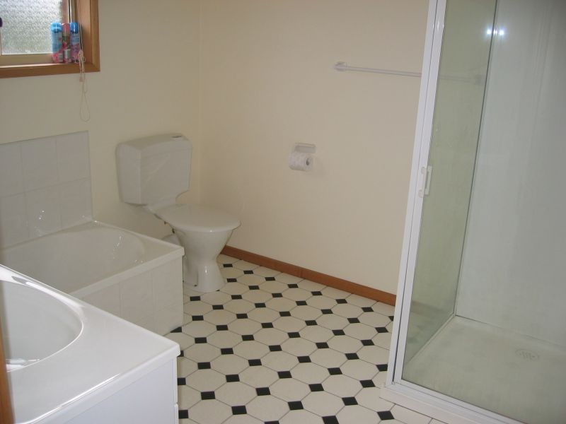 5/16 Pearsall Avenue, Blackmans Bay TAS 7052