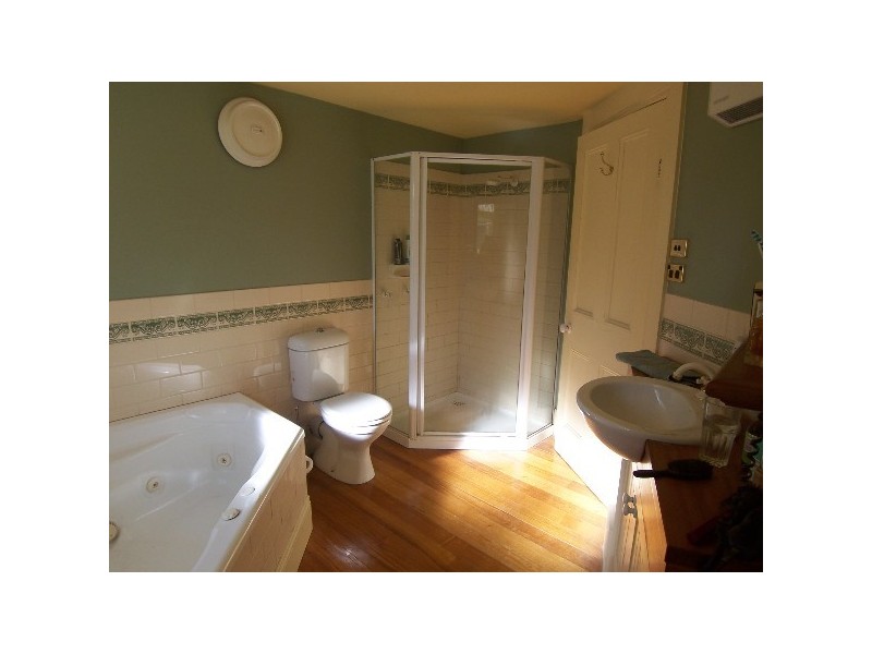 11 Edward Street, Glebe TAS 7000