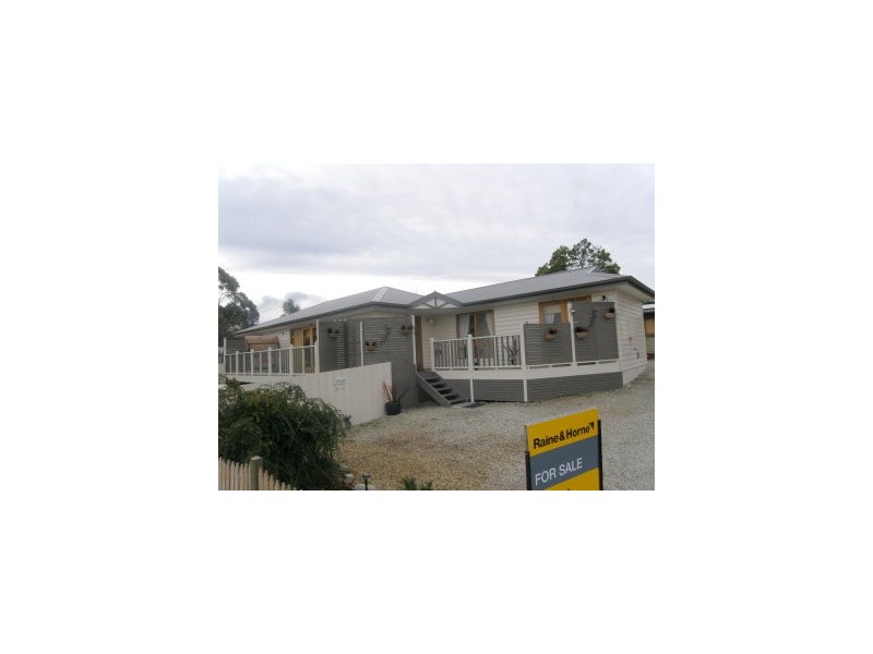 318 HOWDEN RD, Howden TAS 7054
