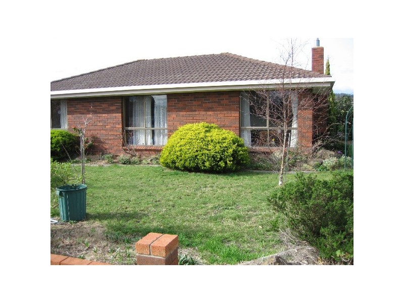 1/15 Park Road, Lindisfarne TAS 7015