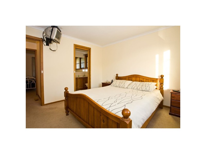 269A Churchill Avenue, Sandy Bay TAS 7005