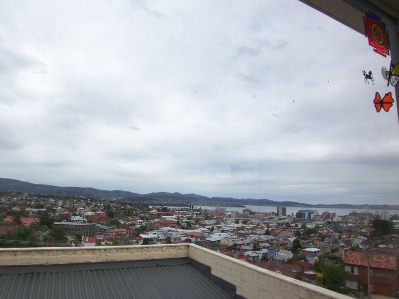 8/14 Lochner Street, West Hobart TAS 7000