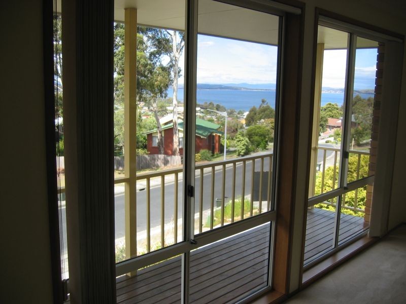 1/29 Diamond Drive, Blackmans Bay TAS 7052