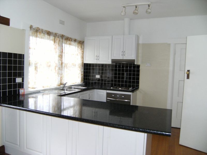 42 Culloden Avenue, Lutana TAS 7009