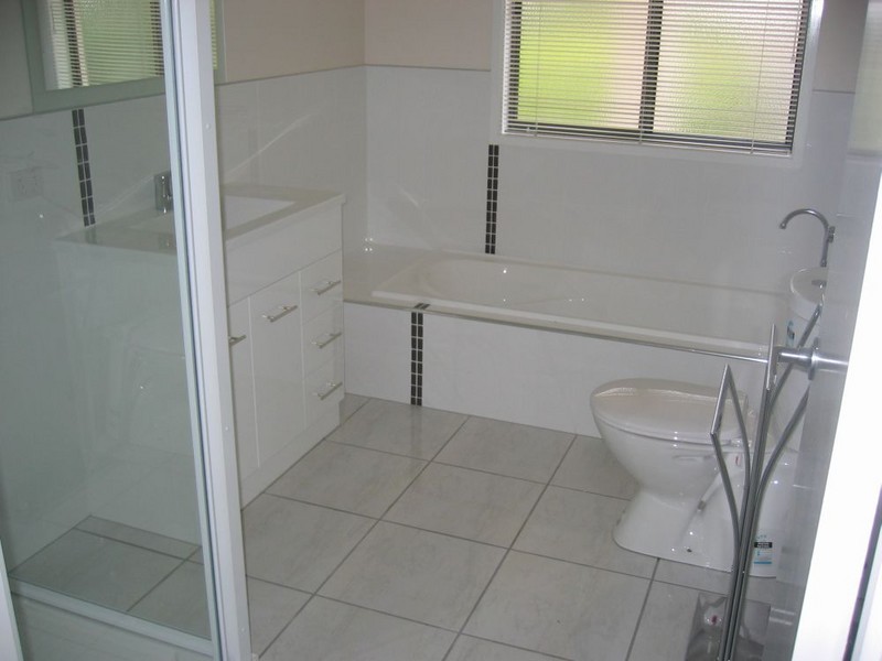 78 Roslyn Avenue, Kingston Beach TAS 7050