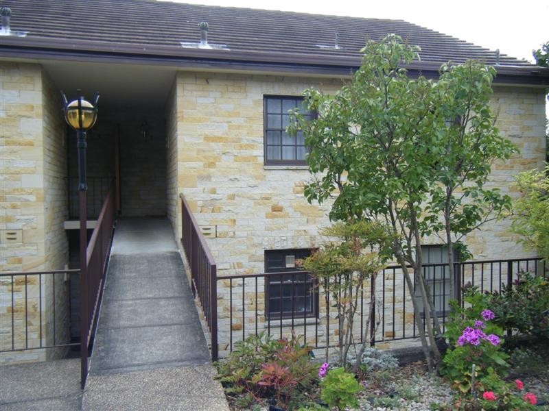 8/4A COLVILLE ST, Battery Point TAS 7004