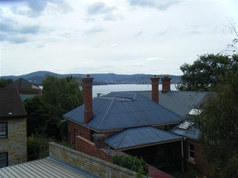 8/4A COLVILLE ST, Battery Point TAS 7004