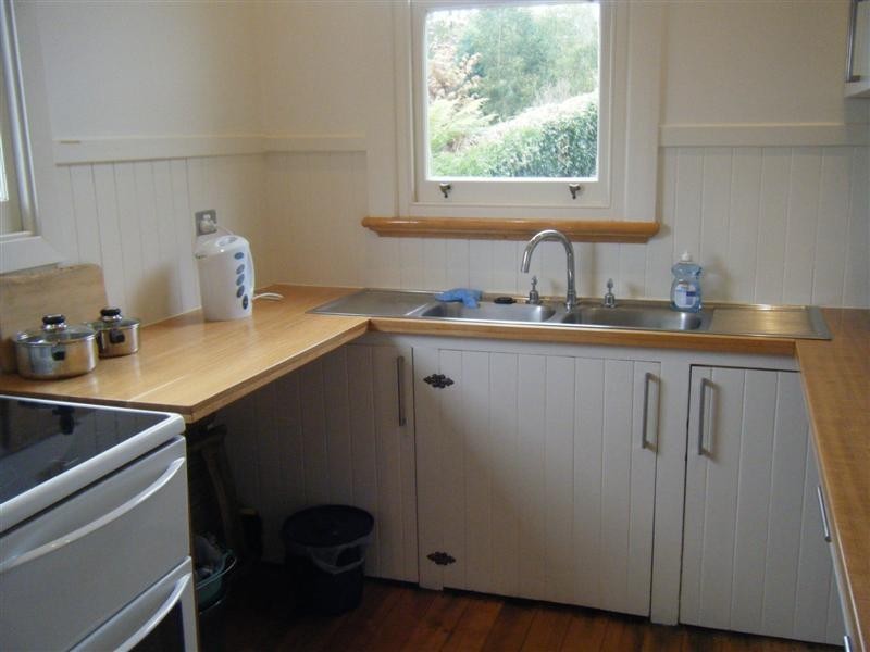 6 AMEILIA ST, West Hobart TAS 7000