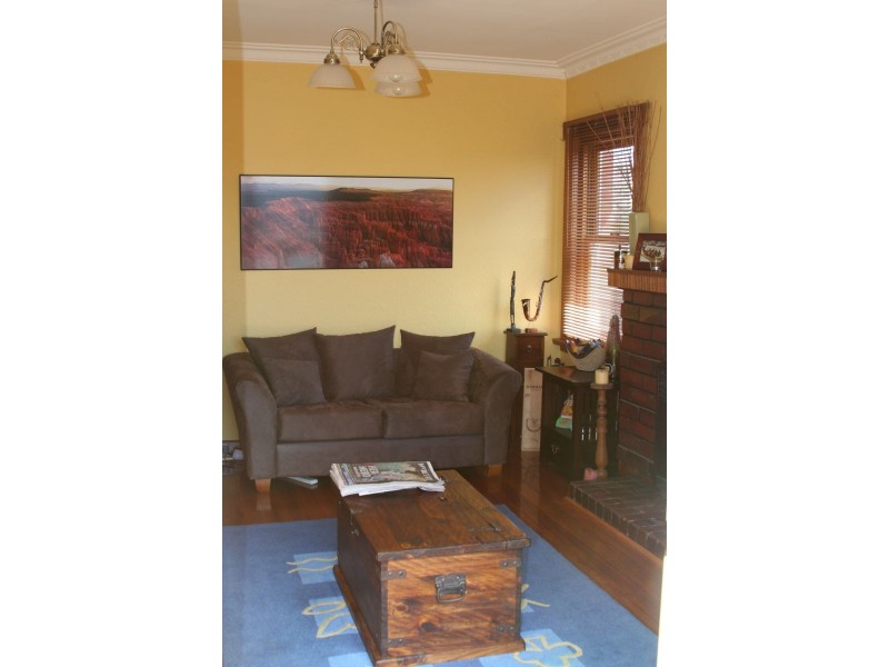 18 Pottery Road, Lenah Valley TAS 7008