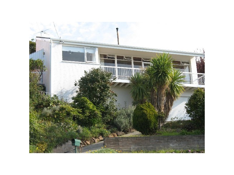1 ASCOT AVENUE, Sandy Bay TAS 7005