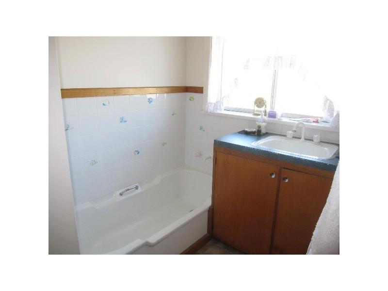 165 CAMBRIDGE ROAD, Mornington TAS 7018