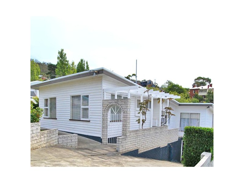 21 Rossendell Avenue, West Hobart TAS 7000